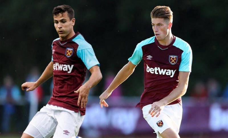 历充满了努 历充满了努